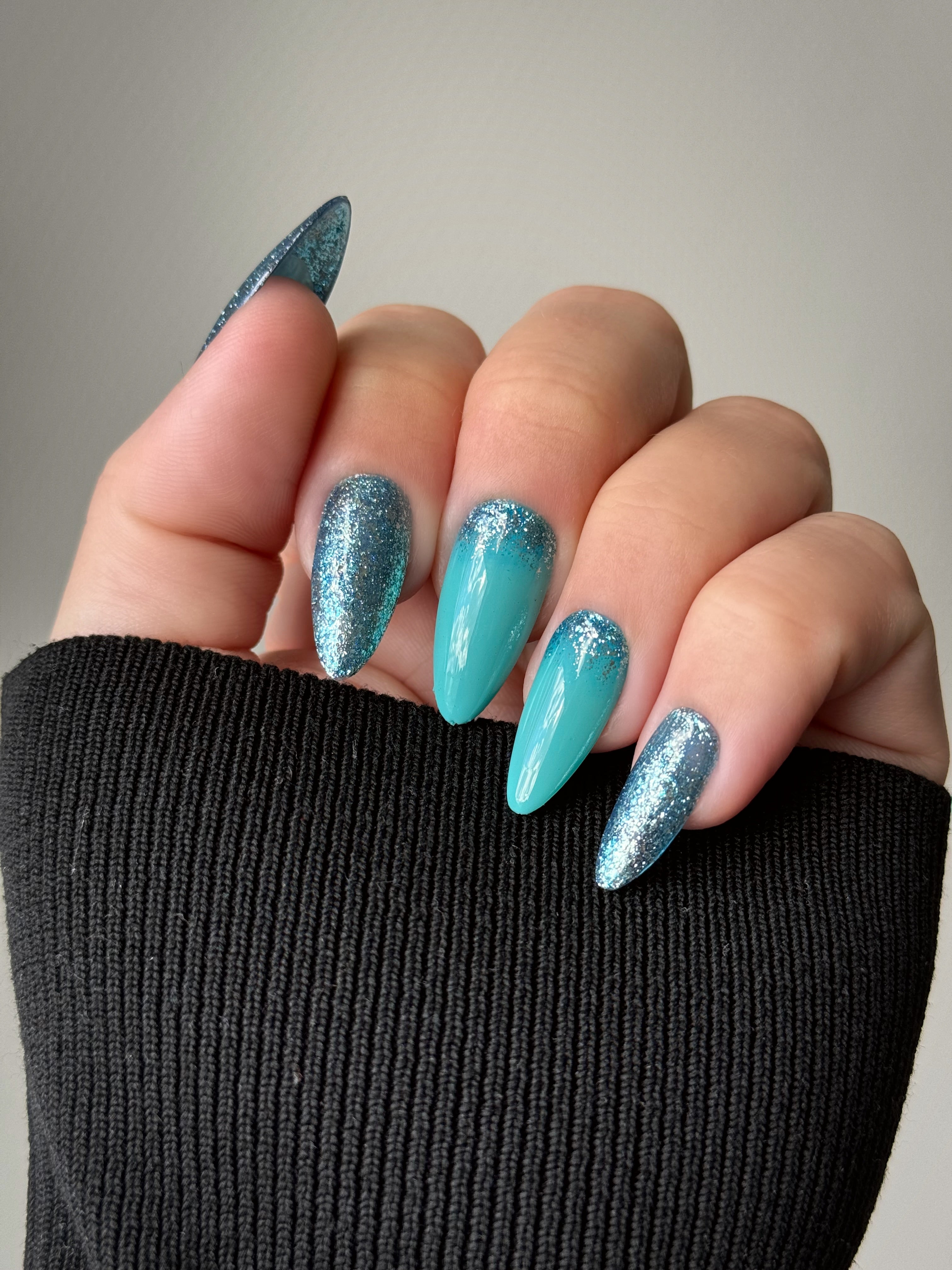 Gel Polish Crystal Aquamarine