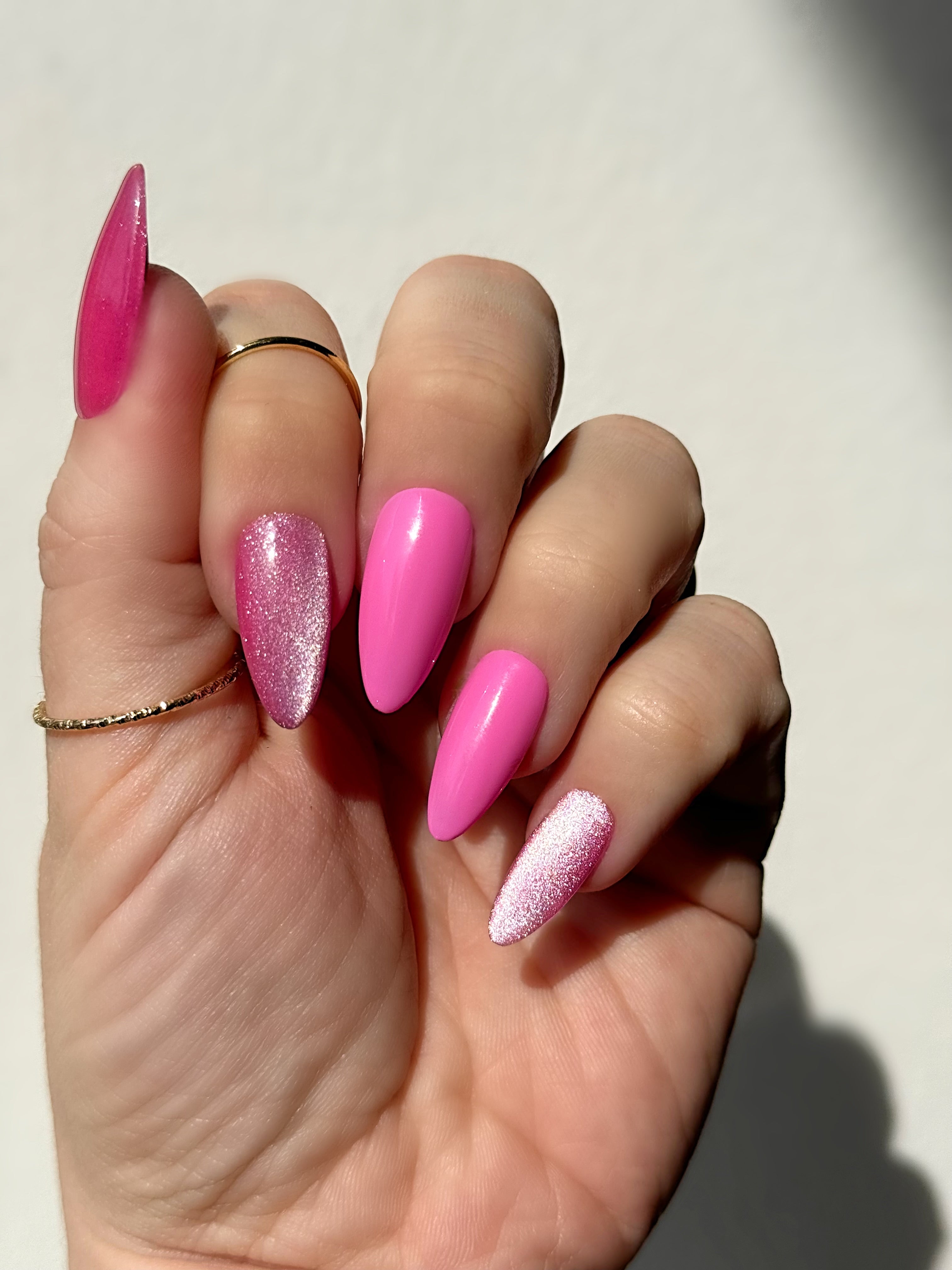 Gel Polish Pink Disco Cateye