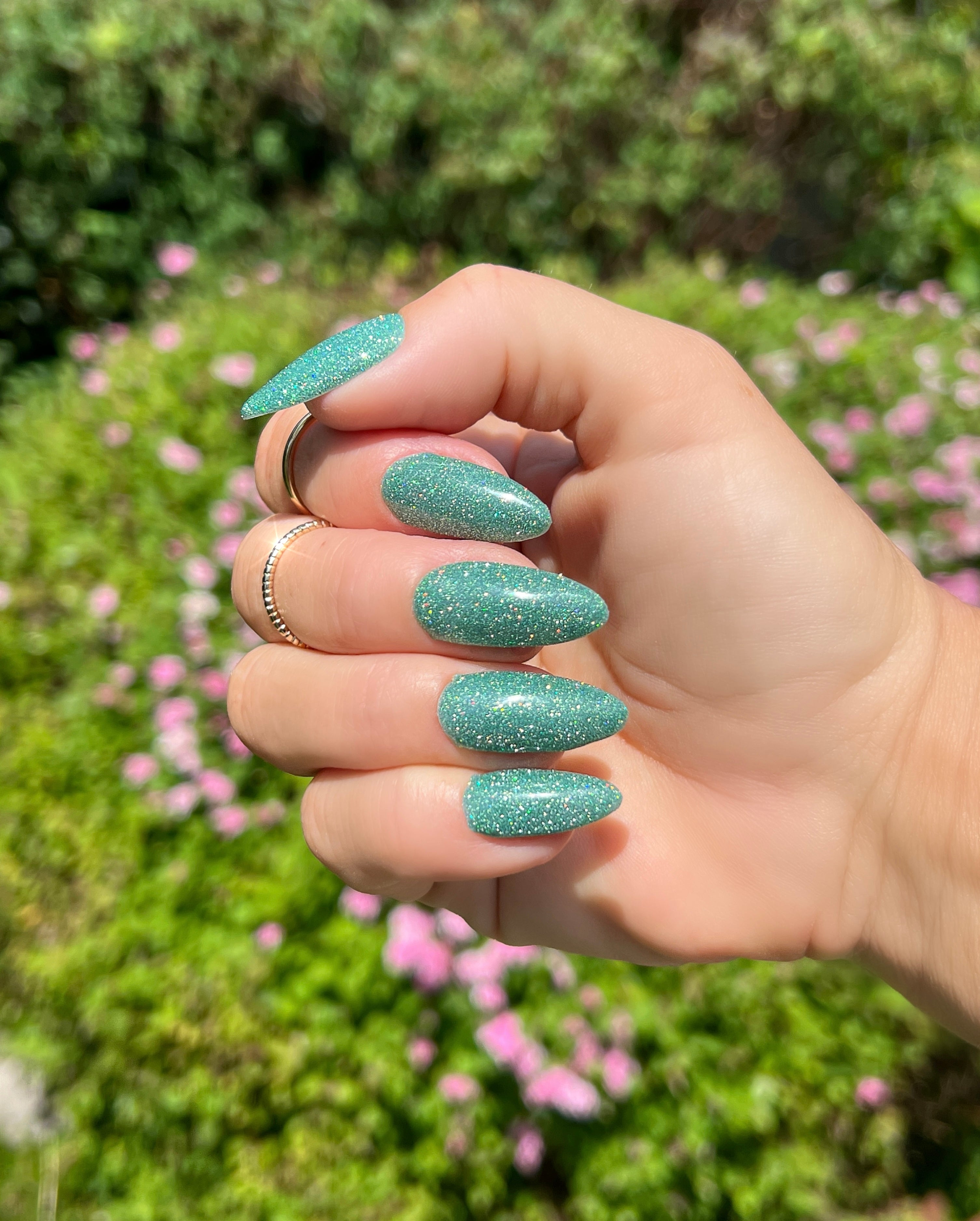 Gel Polish Green Glitter