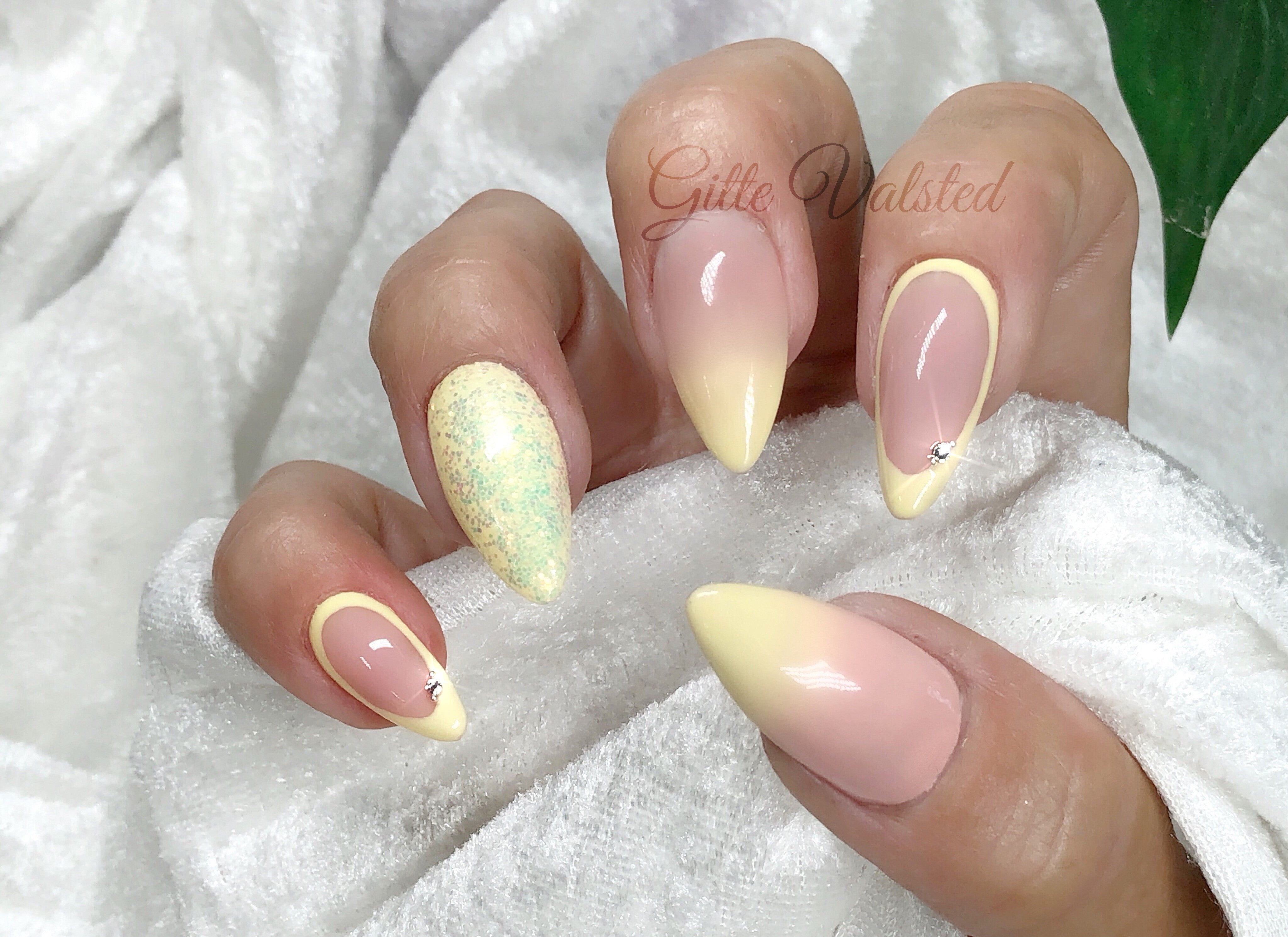 Gel Polish Pastel Yellow