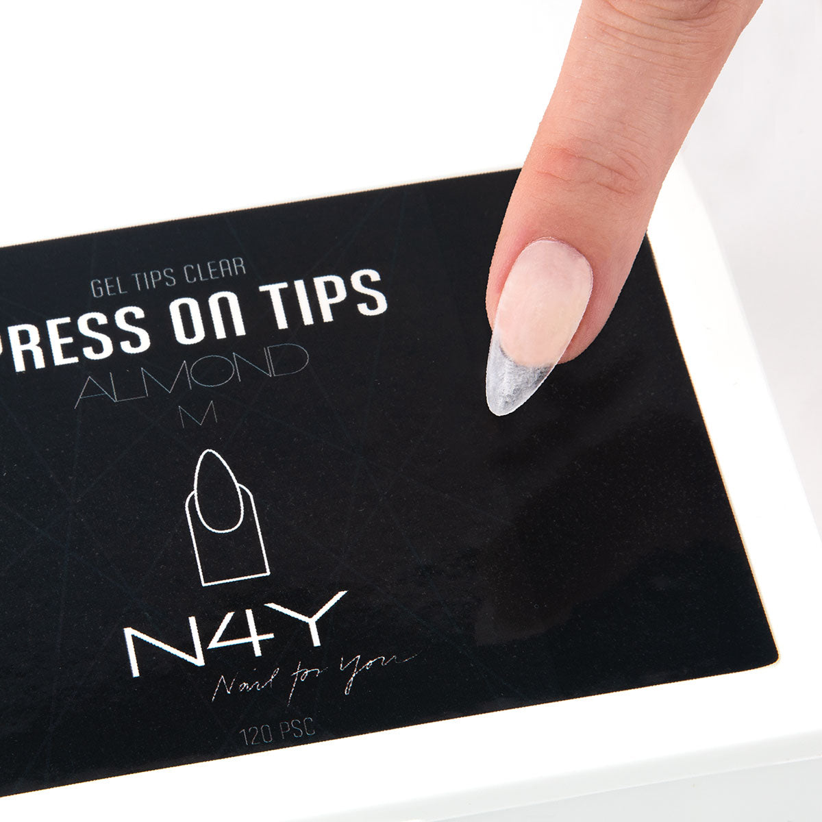 N4Y Press on Almond Clear - 120 pcs.